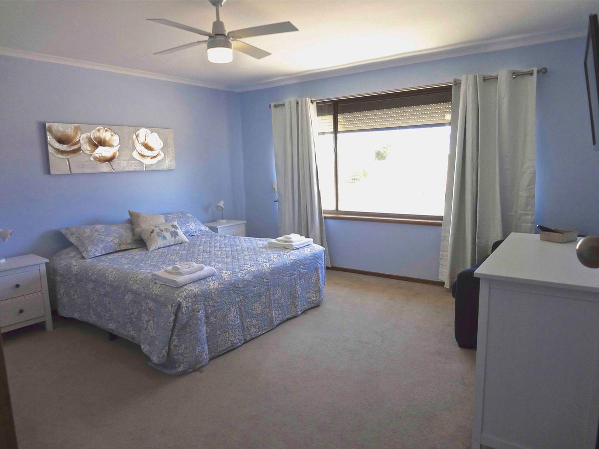 Salty Air Apartments Kingscote Kangaroo Island Екстер'єр фото